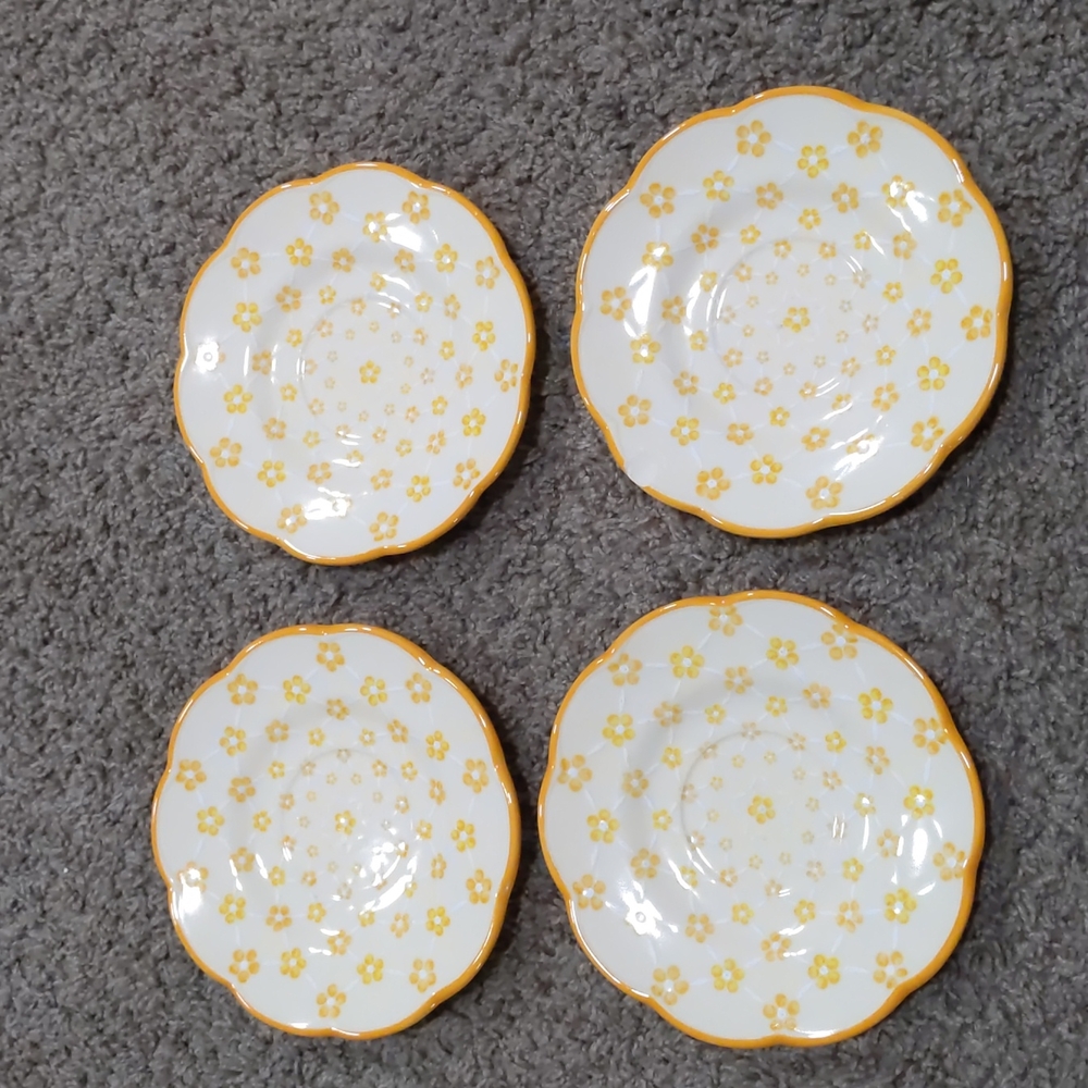 Collectible F Interspace USA Saucer yellow floral moutif scalloped #27, 38